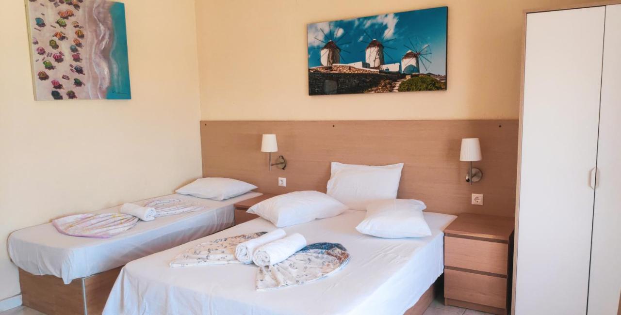 Jimmy'S Rooms Nea Potidea Dış mekan fotoğraf